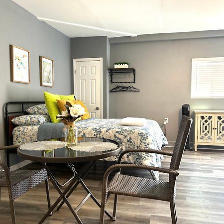 Spacious Studio With Private Entry Moreno Valley Buitenkant foto