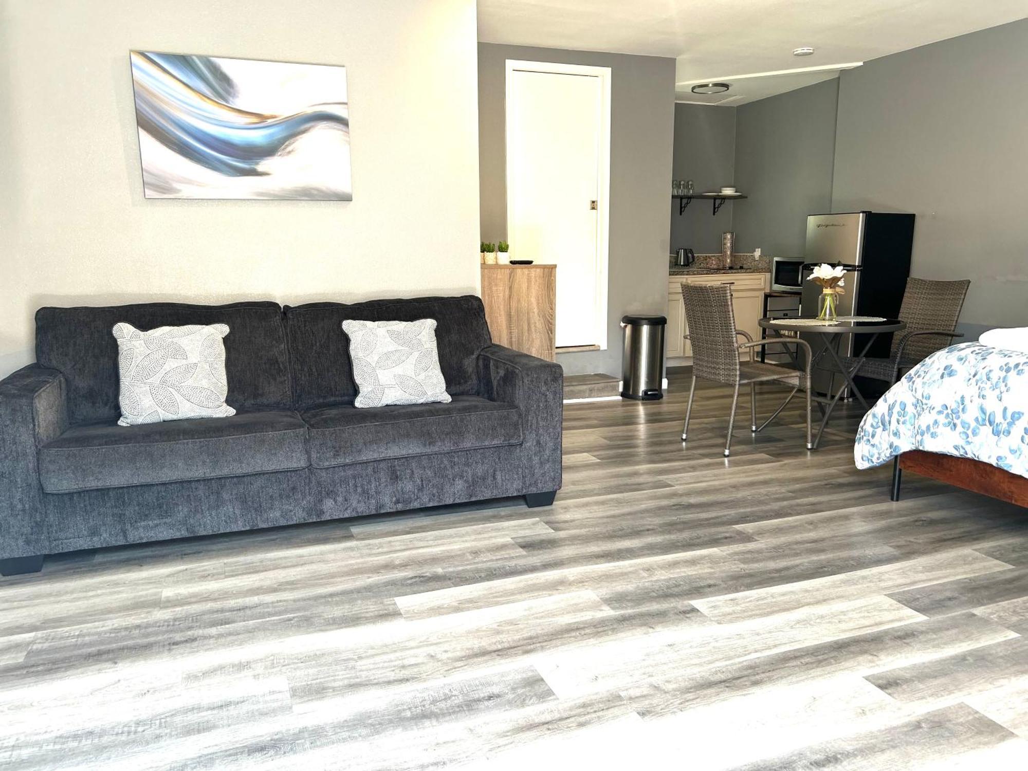 Spacious Studio With Private Entry Moreno Valley Buitenkant foto