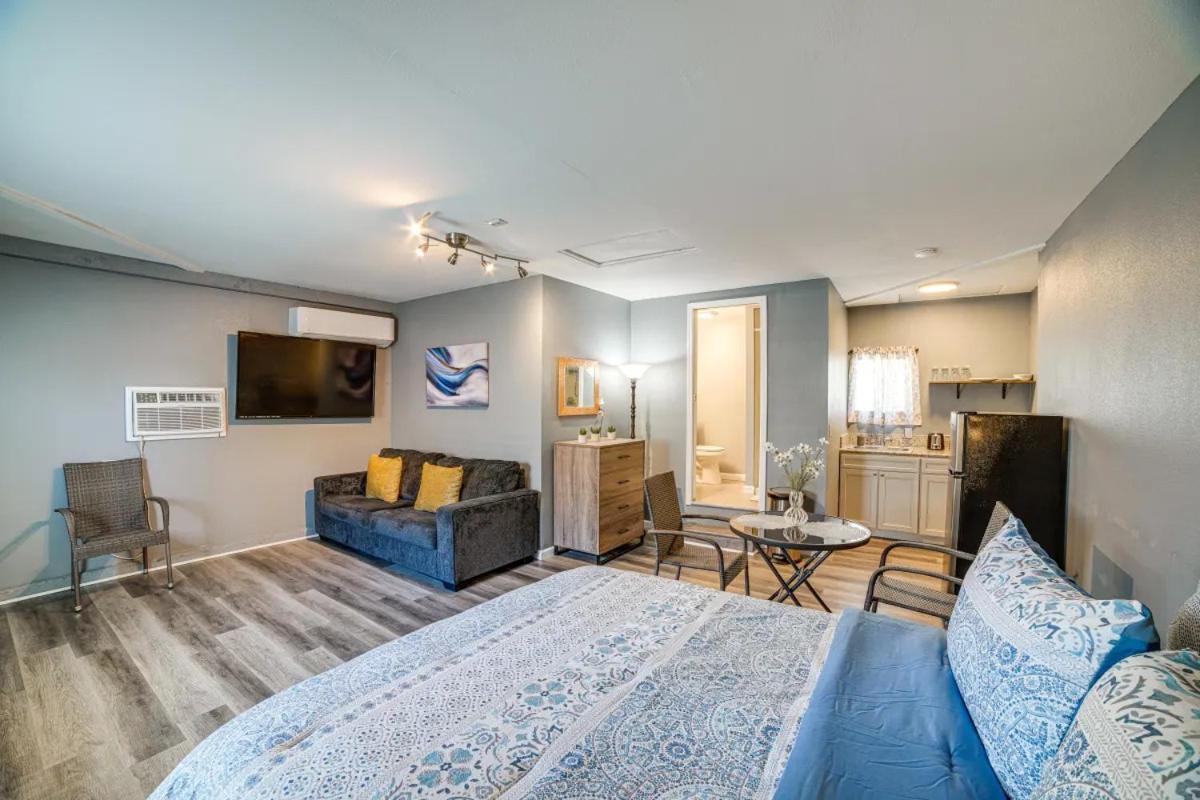 Spacious Studio With Private Entry Moreno Valley Buitenkant foto