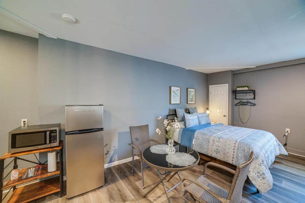 Spacious Studio With Private Entry Moreno Valley Buitenkant foto